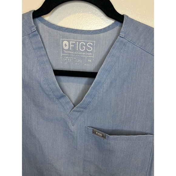 Figs Technical Collection Denim Blue Size XS Scrub Top - Picture 4 of 4